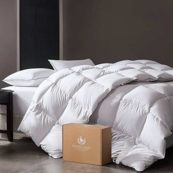 Extra Fluffy White Goose Down Comforter for Queen Beds - Soft & Hypoallergenic - Picture 1 of 8